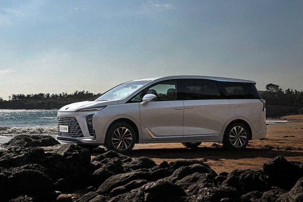 股巢配资 售30.99万起/新增内外配色 新款别克GL8陆尊燃油版正式上市